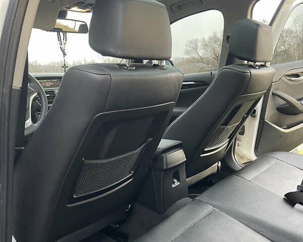 Белый БМВ Х1, объемом двигателя 2 л и пробегом 205 тыс. км за 12999 $, фото 58 на Automoto.ua