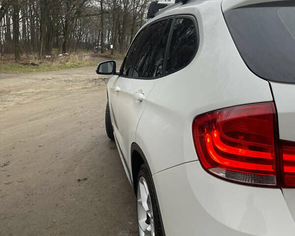 Белый БМВ Х1, объемом двигателя 2 л и пробегом 205 тыс. км за 12999 $, фото 10 на Automoto.ua