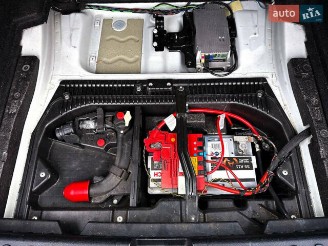 Белый БМВ Х1, объемом двигателя 2 л и пробегом 187 тыс. км за 12900 $, фото 19 на Automoto.ua