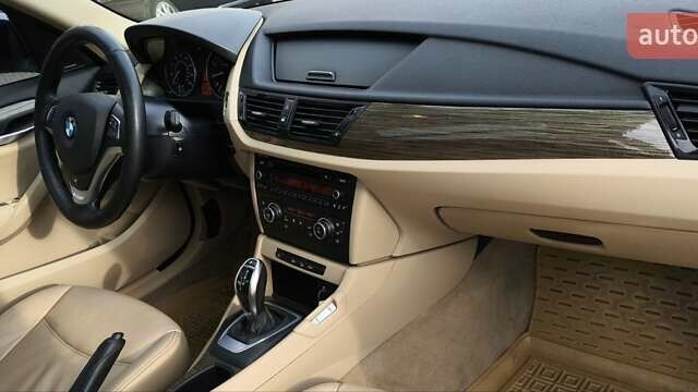 Белый БМВ Х1, объемом двигателя 2 л и пробегом 152 тыс. км за 12900 $, фото 26 на Automoto.ua