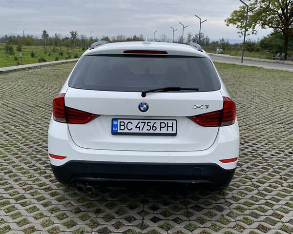 Белый БМВ Х1, объемом двигателя 2 л и пробегом 179 тыс. км за 10999 $, фото 5 на Automoto.ua