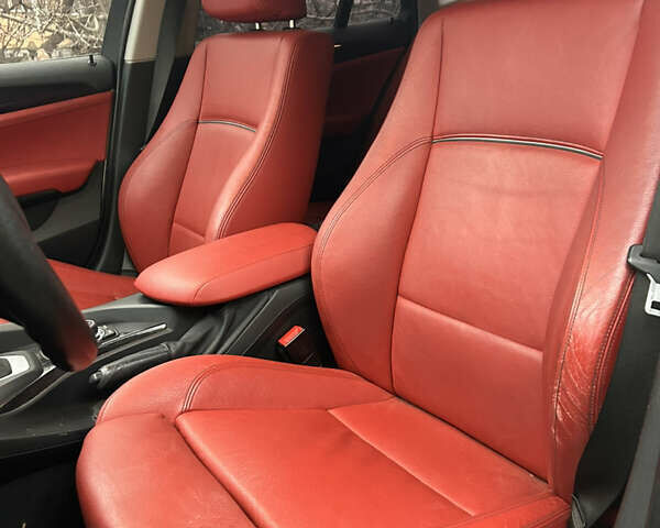 Белый БМВ Х1, объемом двигателя 2 л и пробегом 205 тыс. км за 13500 $, фото 28 на Automoto.ua