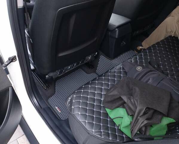 Белый БМВ Х1, объемом двигателя 2 л и пробегом 240 тыс. км за 14500 $, фото 8 на Automoto.ua