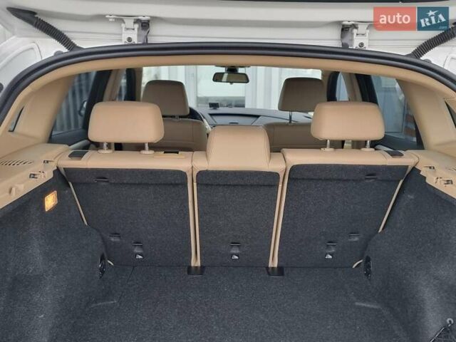 Белый БМВ Х1, объемом двигателя 2 л и пробегом 150 тыс. км за 12300 $, фото 32 на Automoto.ua