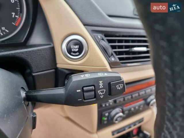 Белый БМВ Х1, объемом двигателя 2 л и пробегом 150 тыс. км за 12300 $, фото 52 на Automoto.ua