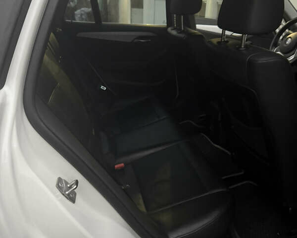 Белый БМВ Х1, объемом двигателя 2 л и пробегом 240 тыс. км за 14200 $, фото 2 на Automoto.ua