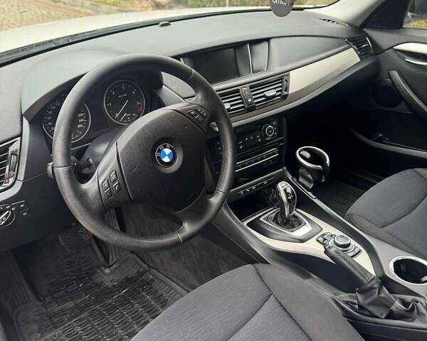 Белый БМВ Х1, объемом двигателя 2 л и пробегом 220 тыс. км за 13000 $, фото 15 на Automoto.ua