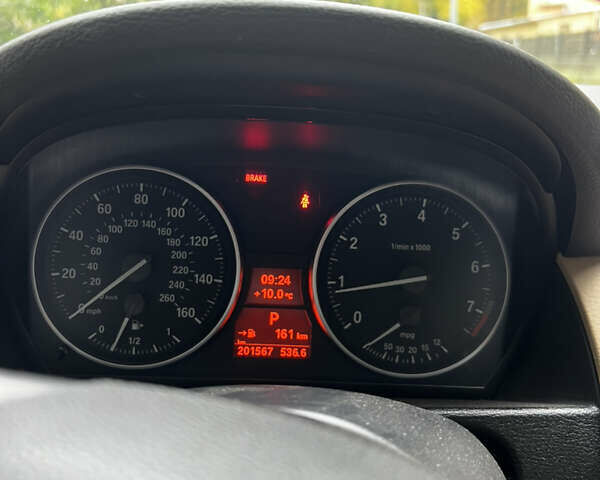 Білий БМВ Х1, об'ємом двигуна 2 л та пробігом 203 тис. км за 13100 $, фото 4 на Automoto.ua