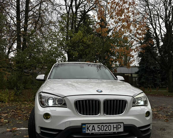 Білий БМВ Х1, об'ємом двигуна 2 л та пробігом 244 тис. км за 14000 $, фото 1 на Automoto.ua