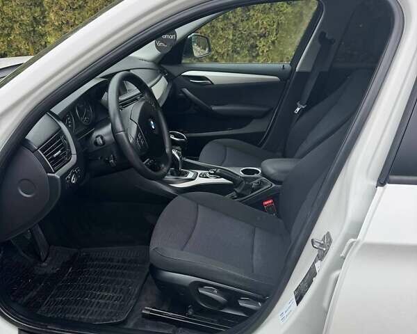 Белый БМВ Х1, объемом двигателя 2 л и пробегом 220 тыс. км за 13000 $, фото 16 на Automoto.ua