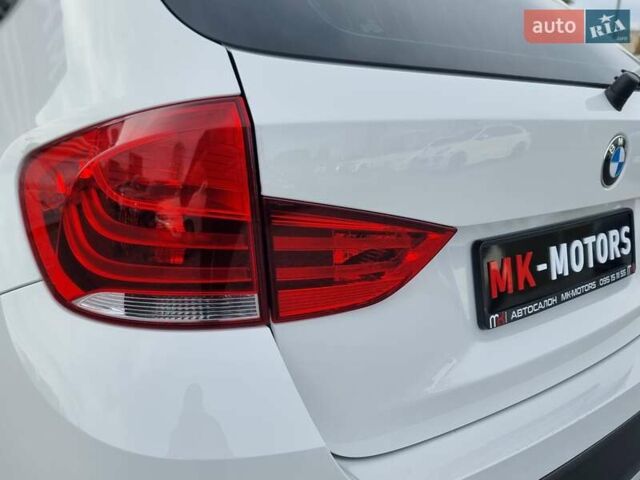 Белый БМВ Х1, объемом двигателя 2 л и пробегом 150 тыс. км за 12300 $, фото 26 на Automoto.ua