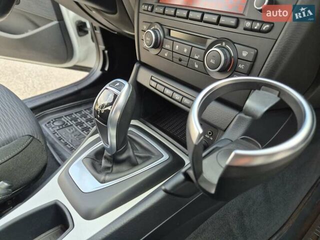 Белый БМВ Х1, объемом двигателя 2 л и пробегом 243 тыс. км за 14500 $, фото 69 на Automoto.ua