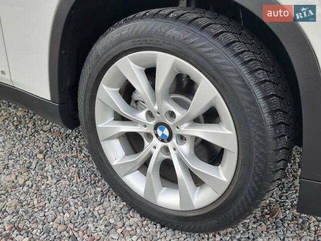 Белый БМВ Х1, объемом двигателя 2 л и пробегом 150 тыс. км за 12300 $, фото 3 на Automoto.ua