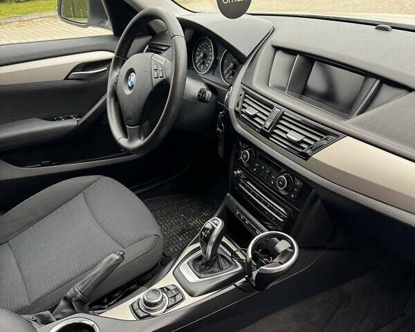 Белый БМВ Х1, объемом двигателя 2 л и пробегом 220 тыс. км за 13000 $, фото 9 на Automoto.ua