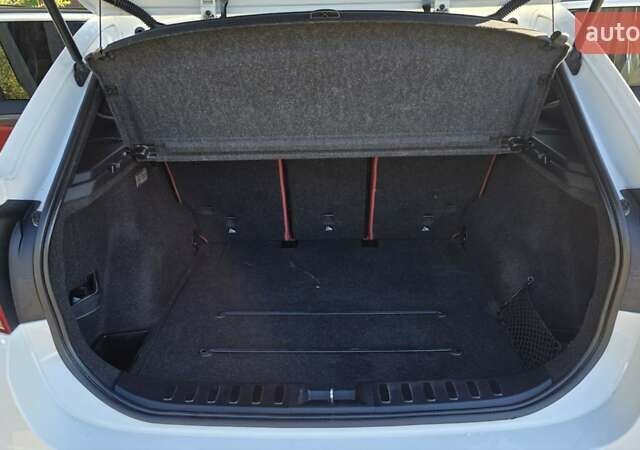 Белый БМВ Х1, объемом двигателя 2 л и пробегом 94 тыс. км за 13500 $, фото 26 на Automoto.ua