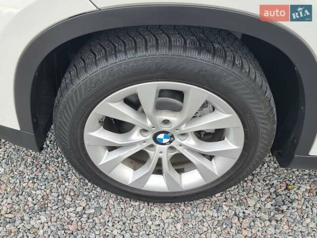 Белый БМВ Х1, объемом двигателя 2 л и пробегом 150 тыс. км за 12300 $, фото 15 на Automoto.ua