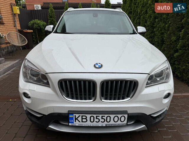 Білий БМВ Х1, об'ємом двигуна 2 л та пробігом 235 тис. км за 15100 $, фото 7 на Automoto.ua