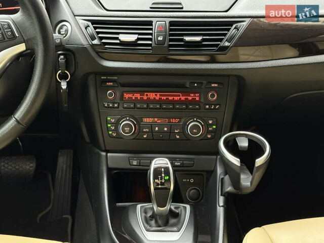 Білий БМВ Х1, об'ємом двигуна 2 л та пробігом 113 тис. км за 13990 $, фото 38 на Automoto.ua