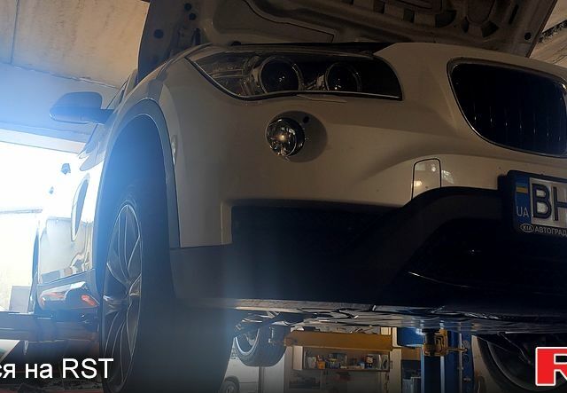 Белый БМВ Х1, объемом двигателя 2 л и пробегом 80 тыс. км за 17800 $, фото 9 на Automoto.ua