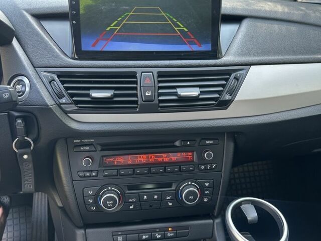 Белый БМВ Х1, объемом двигателя 2 л и пробегом 150 тыс. км за 12499 $, фото 9 на Automoto.ua