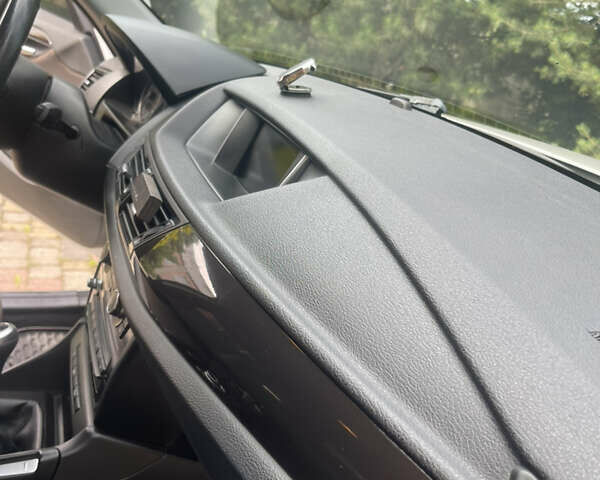 Белый БМВ Х1, объемом двигателя 2 л и пробегом 251 тыс. км за 11800 $, фото 22 на Automoto.ua