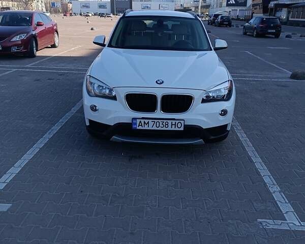 Білий БМВ Х1, об'ємом двигуна 2 л та пробігом 280 тис. км за 12499 $, фото 2 на Automoto.ua