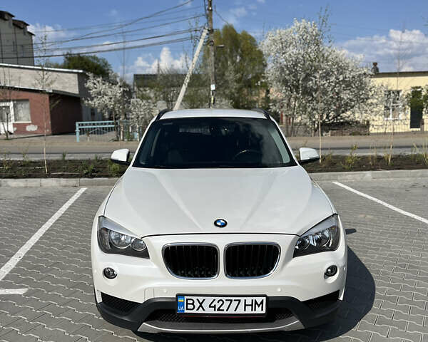 Белый БМВ Х1, объемом двигателя 2 л и пробегом 163 тыс. км за 12000 $, фото 1 на Automoto.ua