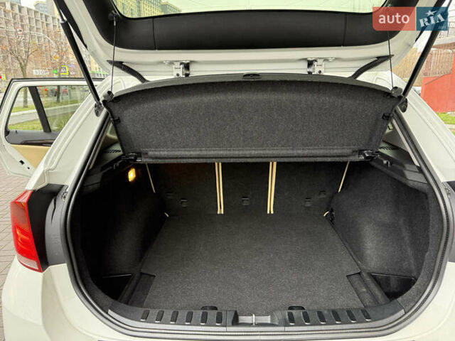 Білий БМВ Х1, об'ємом двигуна 2 л та пробігом 113 тис. км за 13990 $, фото 12 на Automoto.ua