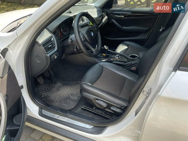 Белый БМВ Х1, объемом двигателя 2 л и пробегом 251 тыс. км за 11800 $, фото 15 на Automoto.ua