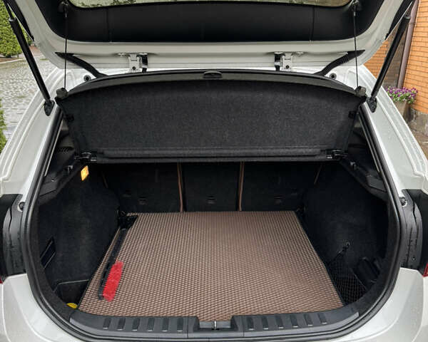 Білий БМВ Х1, об'ємом двигуна 2 л та пробігом 235 тис. км за 15100 $, фото 20 на Automoto.ua