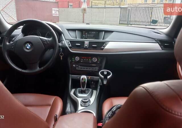Белый БМВ Х1, объемом двигателя 2 л и пробегом 142 тыс. км за 13500 $, фото 9 на Automoto.ua