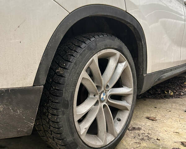 Белый БМВ Х1, объемом двигателя 2 л и пробегом 205 тыс. км за 13500 $, фото 8 на Automoto.ua