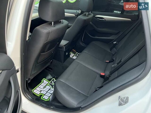 Белый БМВ Х1, объемом двигателя 2 л и пробегом 149 тыс. км за 11800 $, фото 25 на Automoto.ua