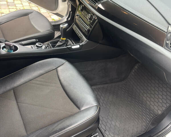 Белый БМВ Х1, объемом двигателя 2 л и пробегом 251 тыс. км за 11800 $, фото 21 на Automoto.ua