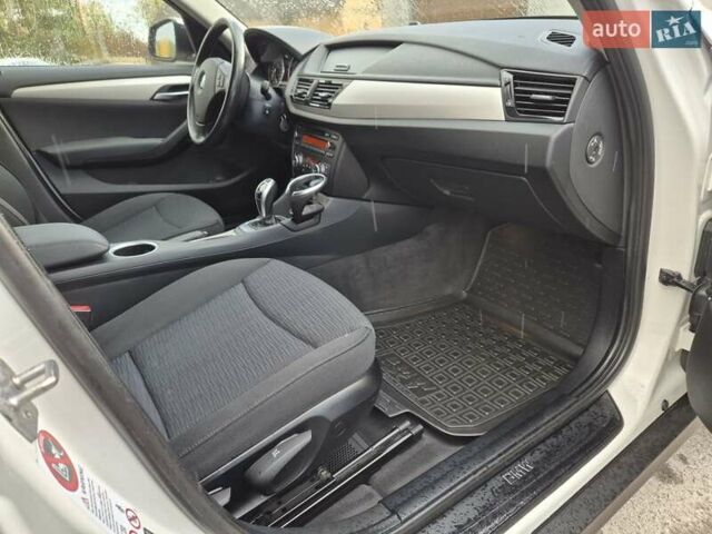 Белый БМВ Х1, объемом двигателя 2 л и пробегом 243 тыс. км за 14500 $, фото 24 на Automoto.ua