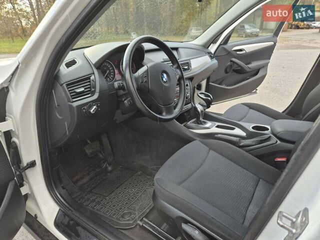 Белый БМВ Х1, объемом двигателя 2 л и пробегом 243 тыс. км за 14500 $, фото 18 на Automoto.ua