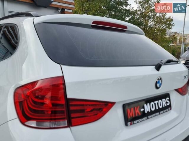 Белый БМВ Х1, объемом двигателя 2 л и пробегом 150 тыс. км за 12300 $, фото 35 на Automoto.ua