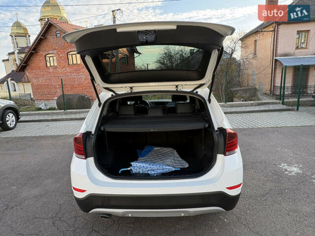 Белый БМВ Х1, объемом двигателя 2 л и пробегом 89 тыс. км за 16200 $, фото 20 на Automoto.ua