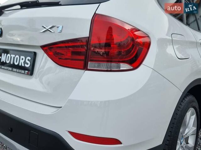Белый БМВ Х1, объемом двигателя 2 л и пробегом 150 тыс. км за 12300 $, фото 27 на Automoto.ua