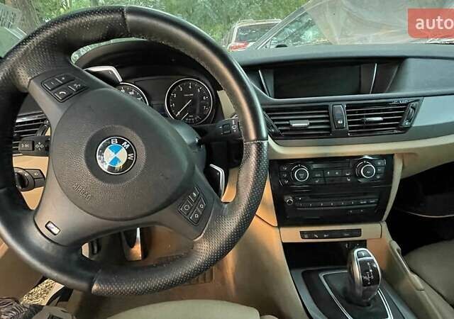 Белый БМВ Х1, объемом двигателя 2 л и пробегом 105 тыс. км за 7350 $, фото 15 на Automoto.ua