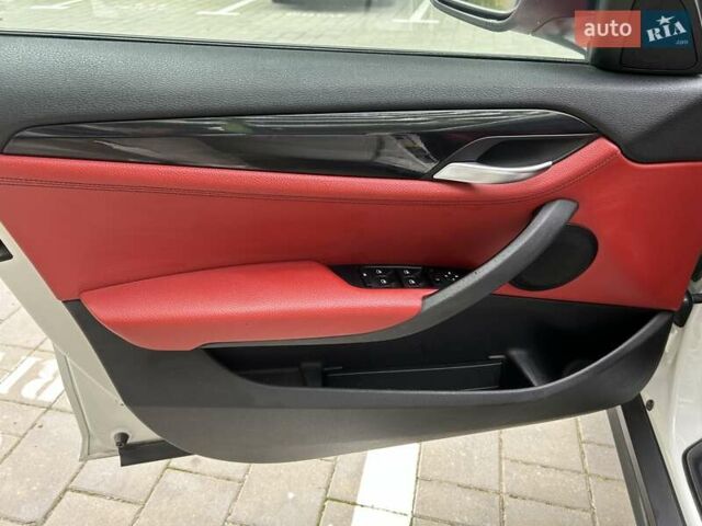 Білий БМВ Х1, об'ємом двигуна 2 л та пробігом 92 тис. км за 14500 $, фото 21 на Automoto.ua