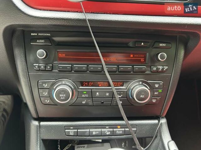 Білий БМВ Х1, об'ємом двигуна 2 л та пробігом 92 тис. км за 14500 $, фото 28 на Automoto.ua