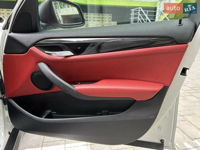 Білий БМВ Х1, об'ємом двигуна 2 л та пробігом 92 тис. км за 14500 $, фото 12 на Automoto.ua