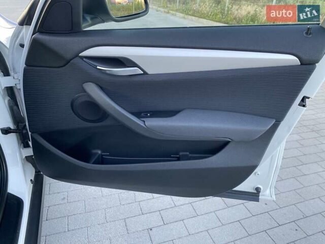 Белый БМВ Х1, объемом двигателя 2 л и пробегом 240 тыс. км за 14500 $, фото 14 на Automoto.ua