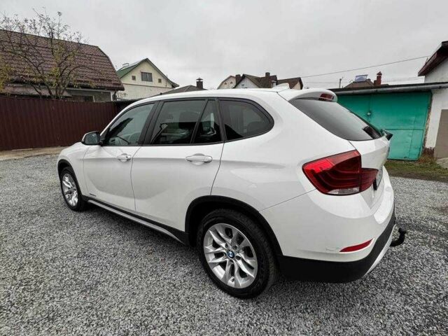 Белый БМВ Х1, объемом двигателя 2 л и пробегом 288 тыс. км за 9999 $, фото 5 на Automoto.ua