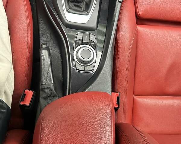 Білий БМВ Х1, об'ємом двигуна 2 л та пробігом 92 тис. км за 14500 $, фото 26 на Automoto.ua