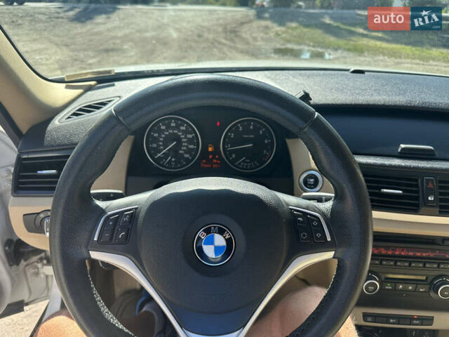 Білий БМВ Х1, об'ємом двигуна 2 л та пробігом 274 тис. км за 12500 $, фото 17 на Automoto.ua