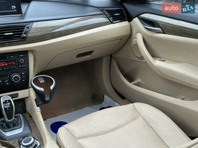 Білий БМВ Х1, об'ємом двигуна 2 л та пробігом 175 тис. км за 9900 $, фото 14 на Automoto.ua