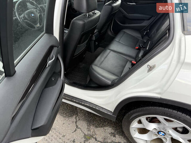 Белый БМВ Х1, объемом двигателя 2 л и пробегом 246 тыс. км за 12000 $, фото 20 на Automoto.ua