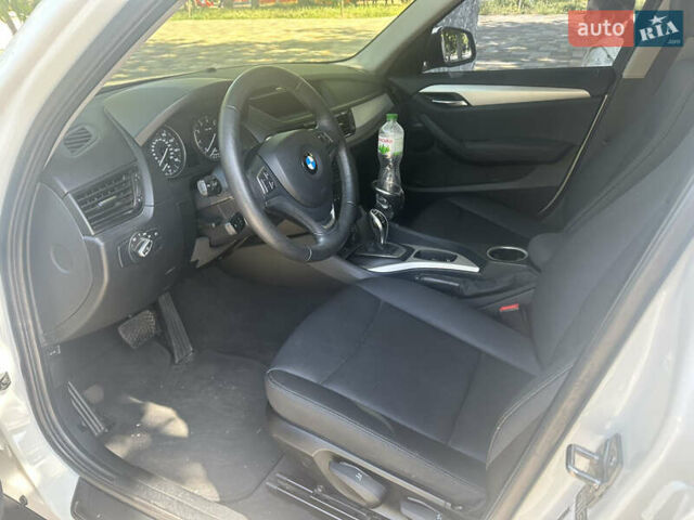 Белый БМВ Х1, объемом двигателя 2 л и пробегом 104 тыс. км за 11500 $, фото 1 на Automoto.ua
